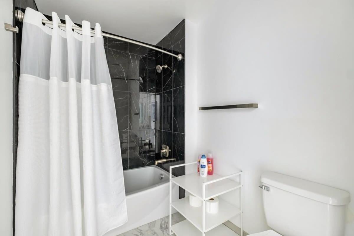 4B 3Ba Premium Family Apartment With Gym Charlotte Exterior foto